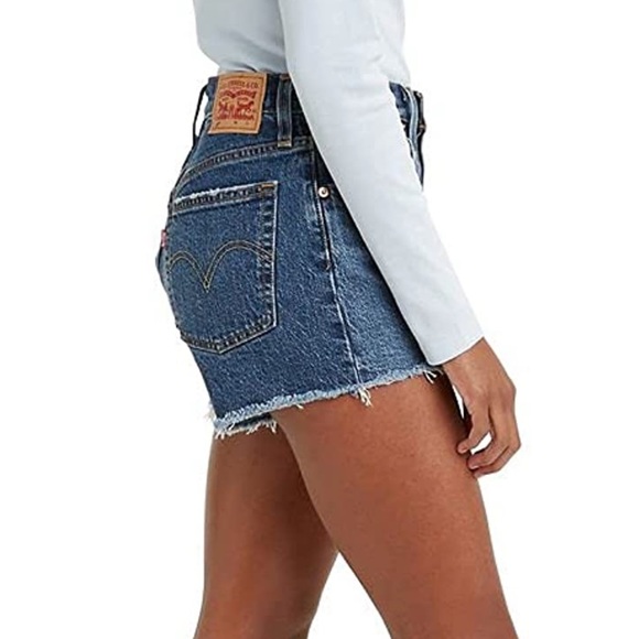 NWT Levi’s 501 Denim Shorts - Picture 4 of 8